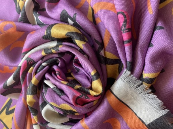 Hail to the Love Kışlık Şal